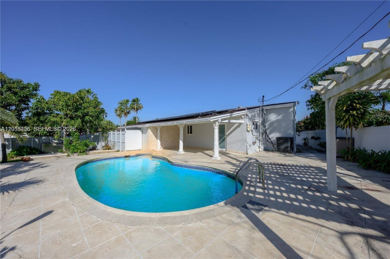 11970 SW 177th Ter, Miami, FL 33177 Photo