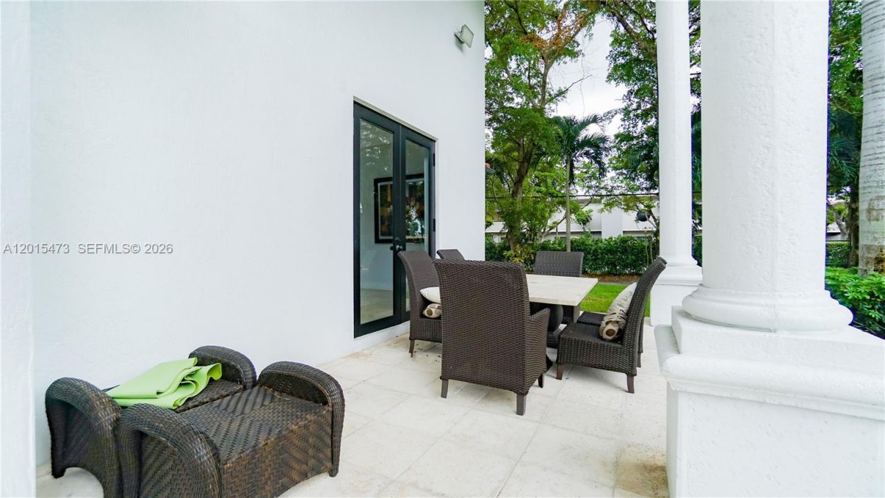 6950 SW 97th Ave , Miami, FL 33173 Photo