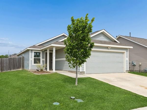 2932 Dora Drive, Fort Worth, TX 76119