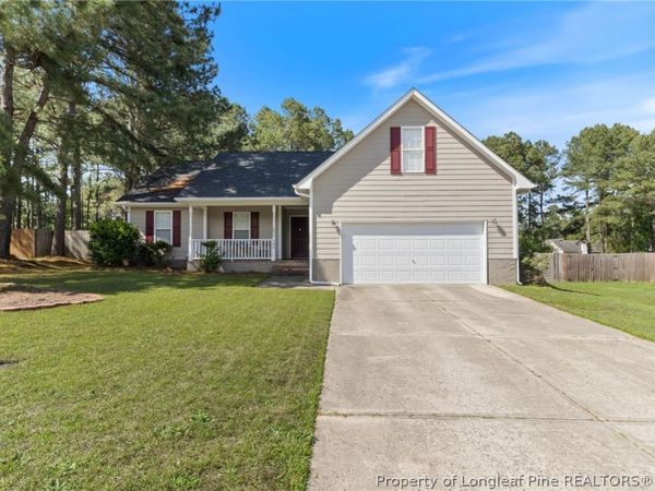 105 Winterfield Drive, Raeford, NC 28376