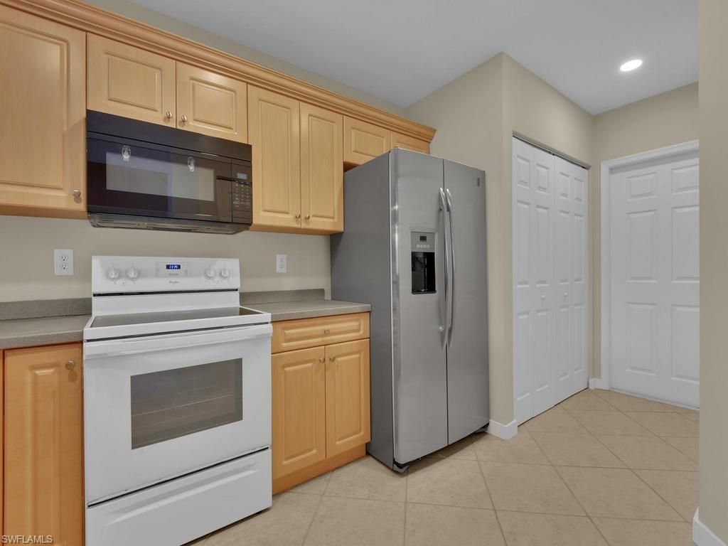 13150 Broadhurst Loop , Unit 203, Fort Myers, FL 33919 Photo