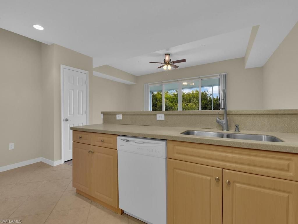 13150 Broadhurst Loop , Unit 203, Fort Myers, FL 33919 Photo