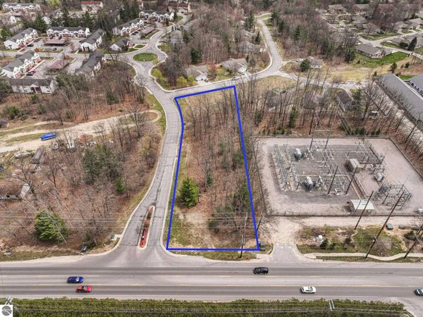 1 Lafranier Road, Traverse City, MI 49686