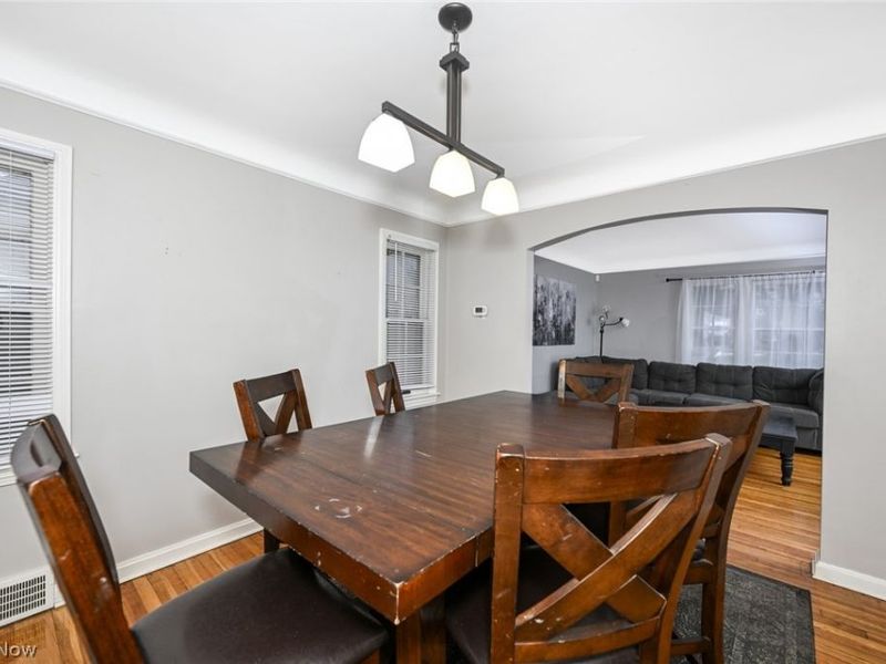 3699 Bainbridge Road, Cleveland Heights, OH 44118 Photo 12