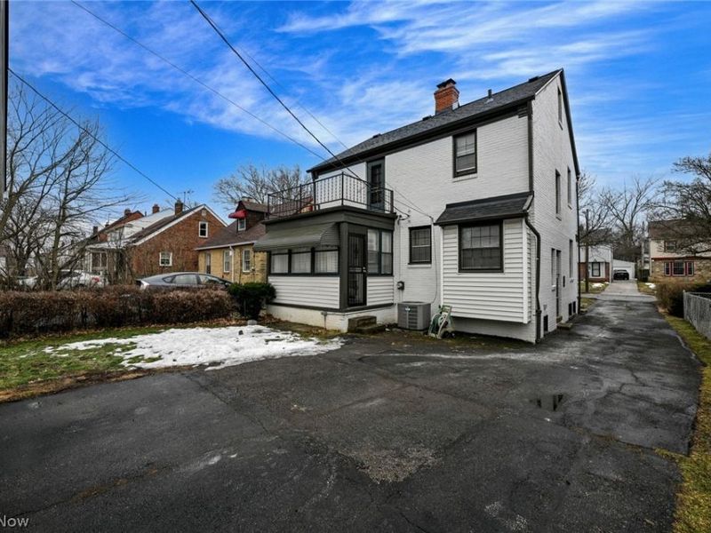 3699 Bainbridge Road, Cleveland Heights, OH 44118 Photo 3