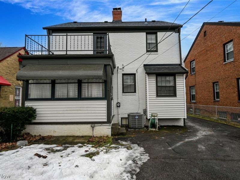 3699 Bainbridge Road, Cleveland Heights, OH 44118 Photo 4