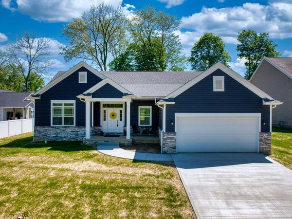 1725 Pleasantview Drive , Lancaster, OH 43130