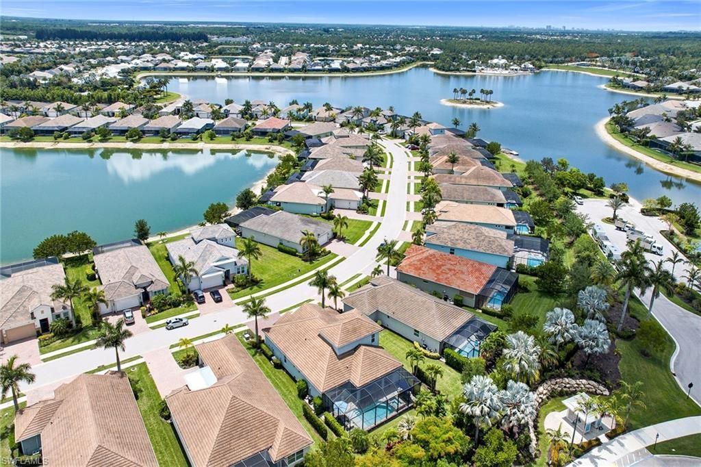 14624 Kelson Cir, Naples, FL 34114 Photo