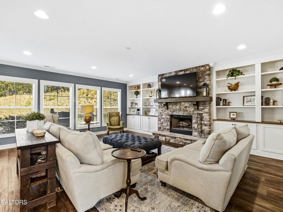 Property Image 25