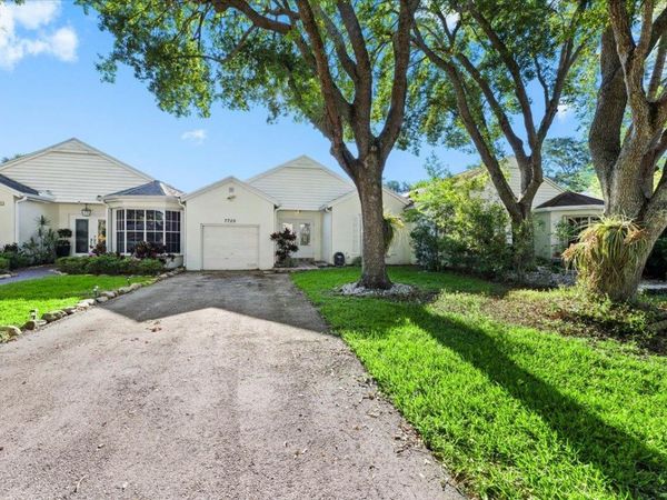 7705 Forest Green Lane, Boynton Beach, FL 33436
