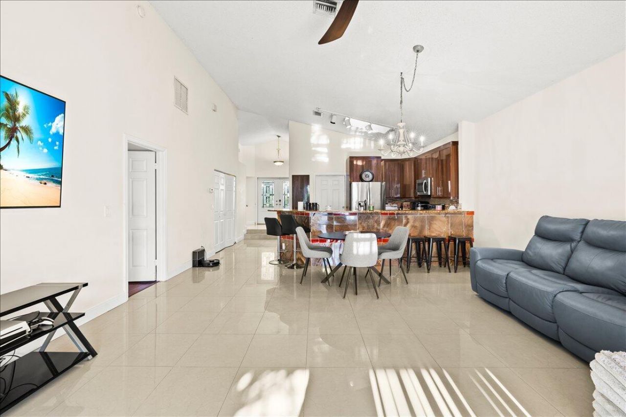 7705 Forest Green Lane, Boynton Beach, FL 33436 Photo