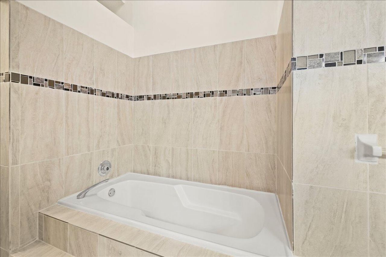 7705 Forest Green Lane, Boynton Beach, FL 33436 Photo