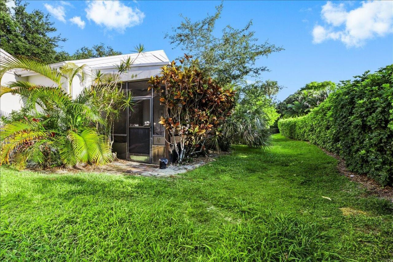 7705 Forest Green Lane, Boynton Beach, FL 33436 Photo