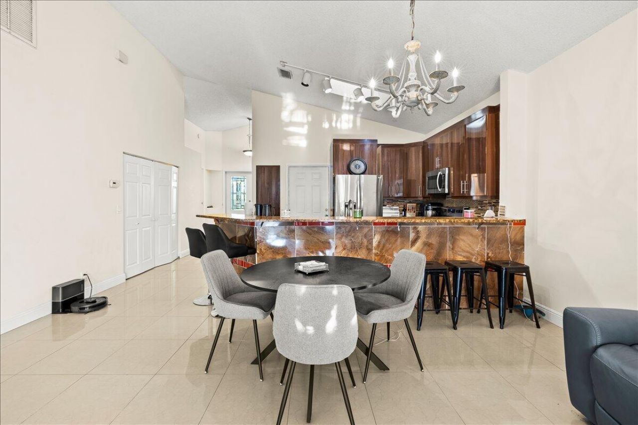 7705 Forest Green Lane, Boynton Beach, FL 33436 Photo