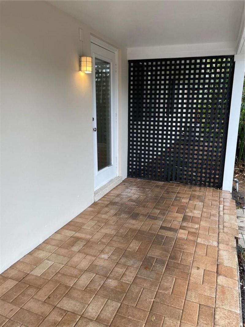 1408 NE 4th Place, Fort Lauderdale, FL 33301 Photo