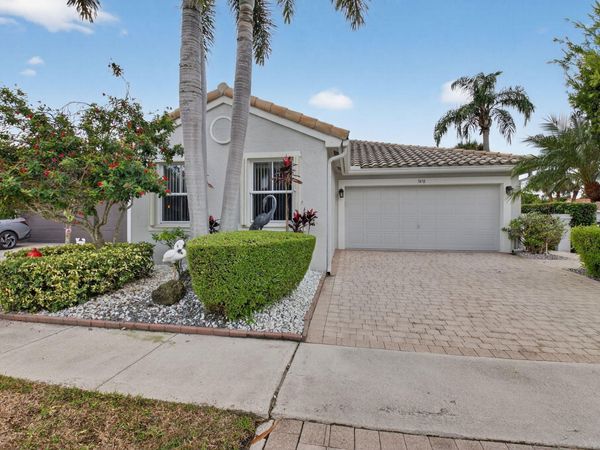 7470 Chorale Road, Boynton Beach, FL 33437