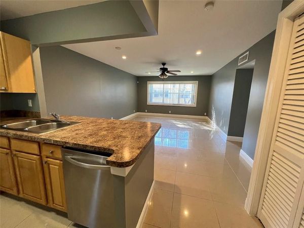 610 SE 2nd Avenue, Unit L21, Deerfield Beach, FL 33441