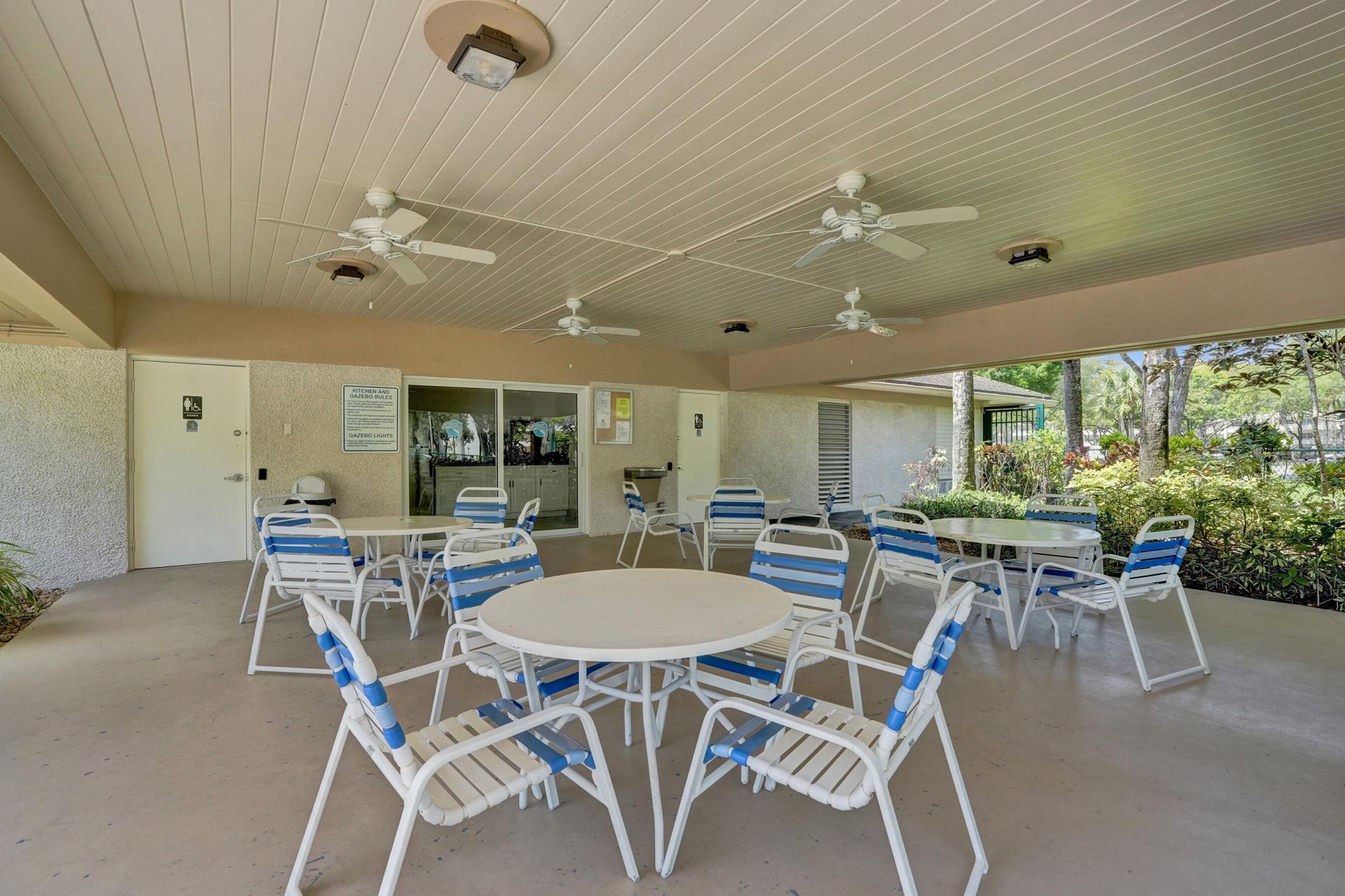 3621 Oaks Clubhouse Drive, Unit 101, Pompano Beach, FL 33069 Photo