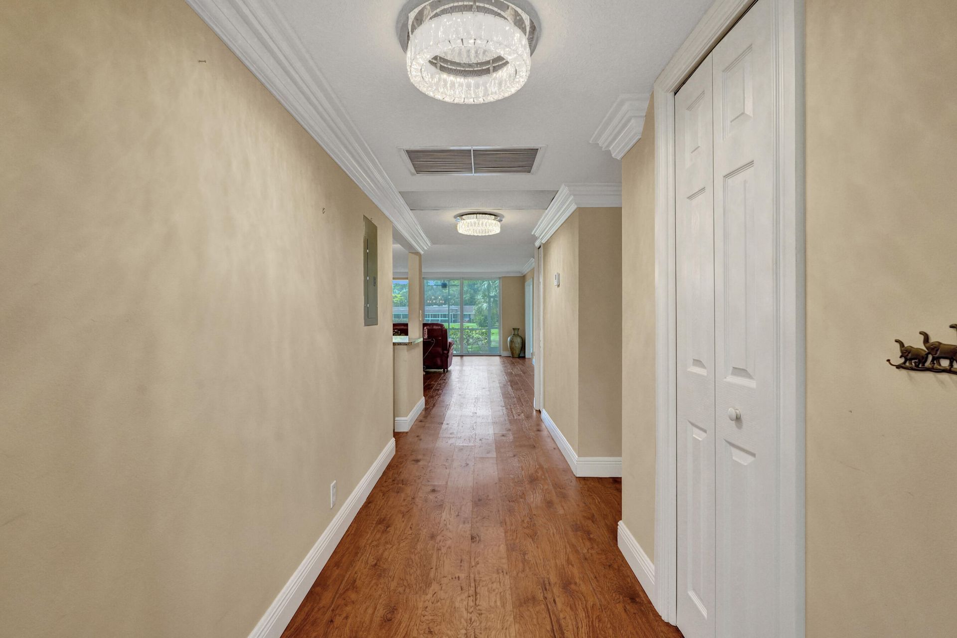 3621 Oaks Clubhouse Drive, Unit 101, Pompano Beach, FL 33069 Photo