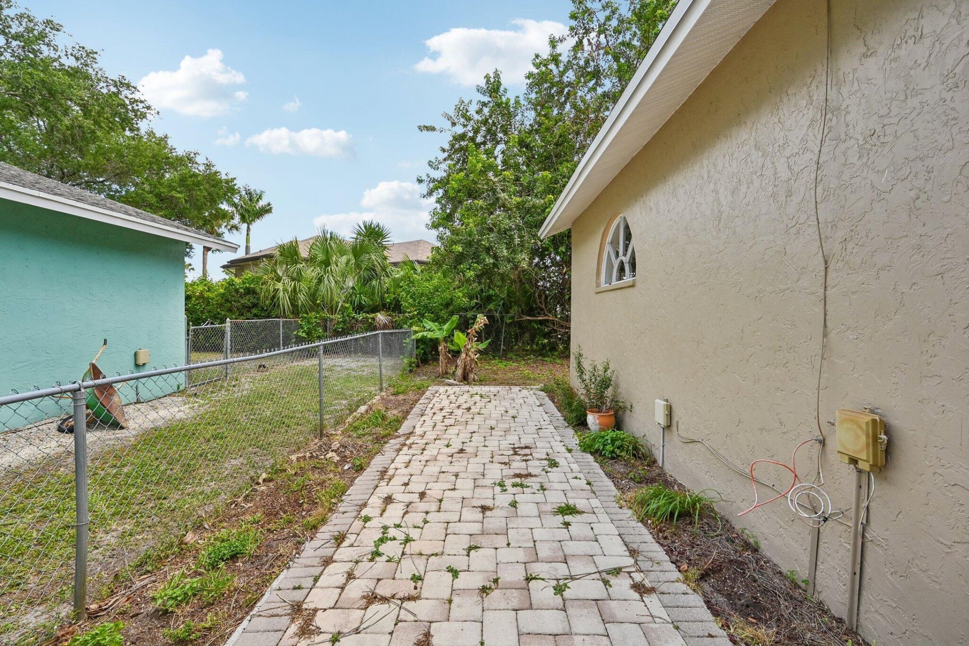 160 Royal Pine Circle S, Royal Palm Beach, FL 33411 Photo