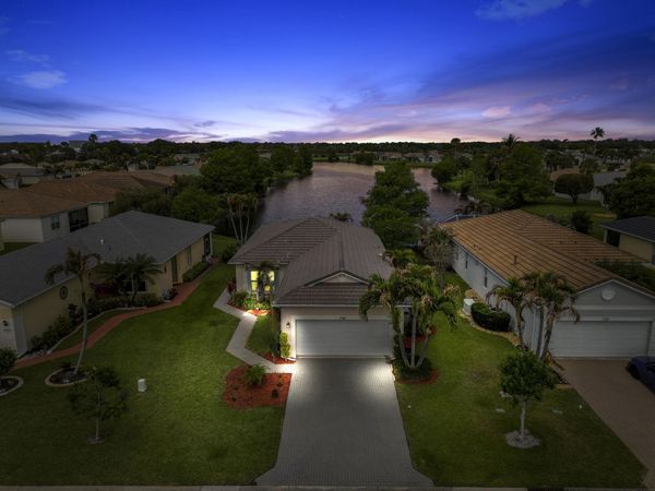 739 SW Rocky Bayou Terrace, Port St. Lucie, FL 34986