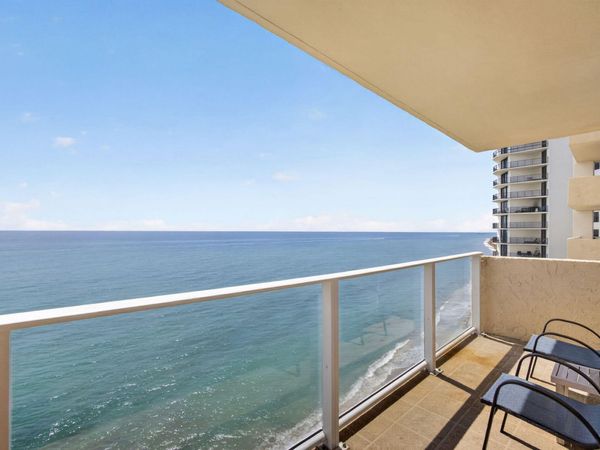 5440 N Ocean Drive, Unit 1006, Riviera Beach, FL 33404