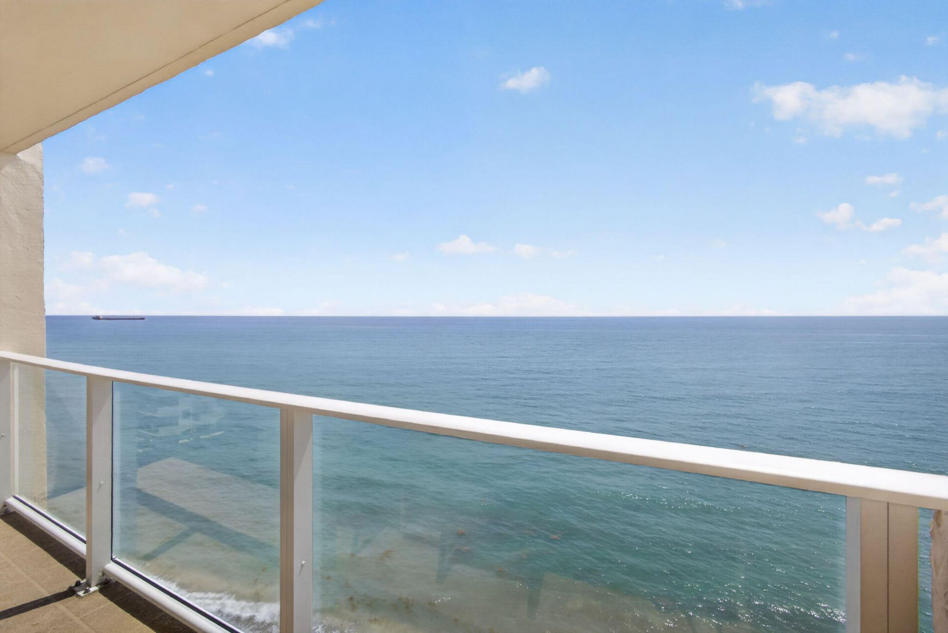 5440 N Ocean Drive, Unit 1006, Riviera Beach, FL 33404 Photo