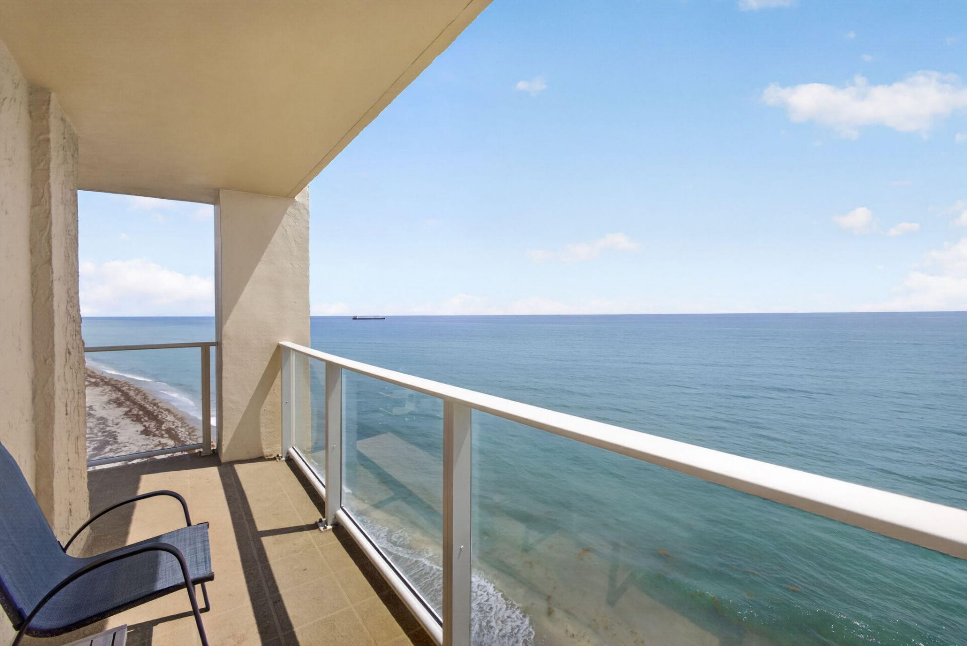 5440 N Ocean Drive, Unit 1006, Riviera Beach, FL 33404 Photo