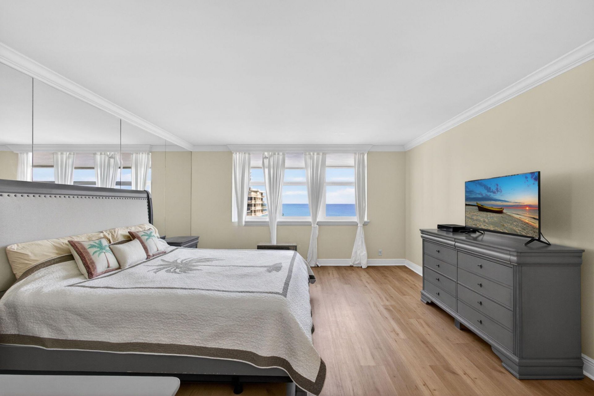 5440 N Ocean Drive, Unit 1006, Riviera Beach, FL 33404 Photo