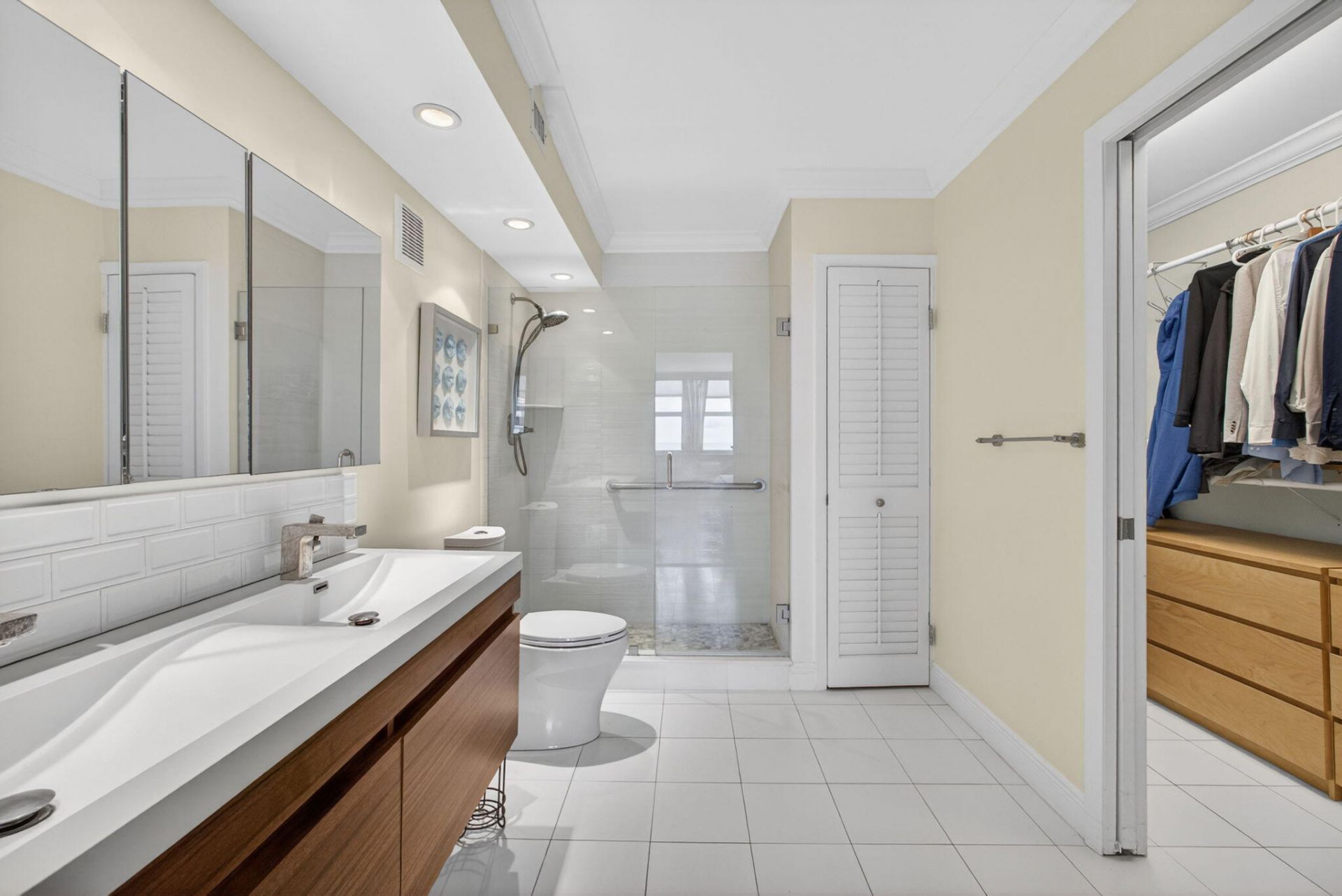 5440 N Ocean Drive, Unit 1006, Riviera Beach, FL 33404 Photo