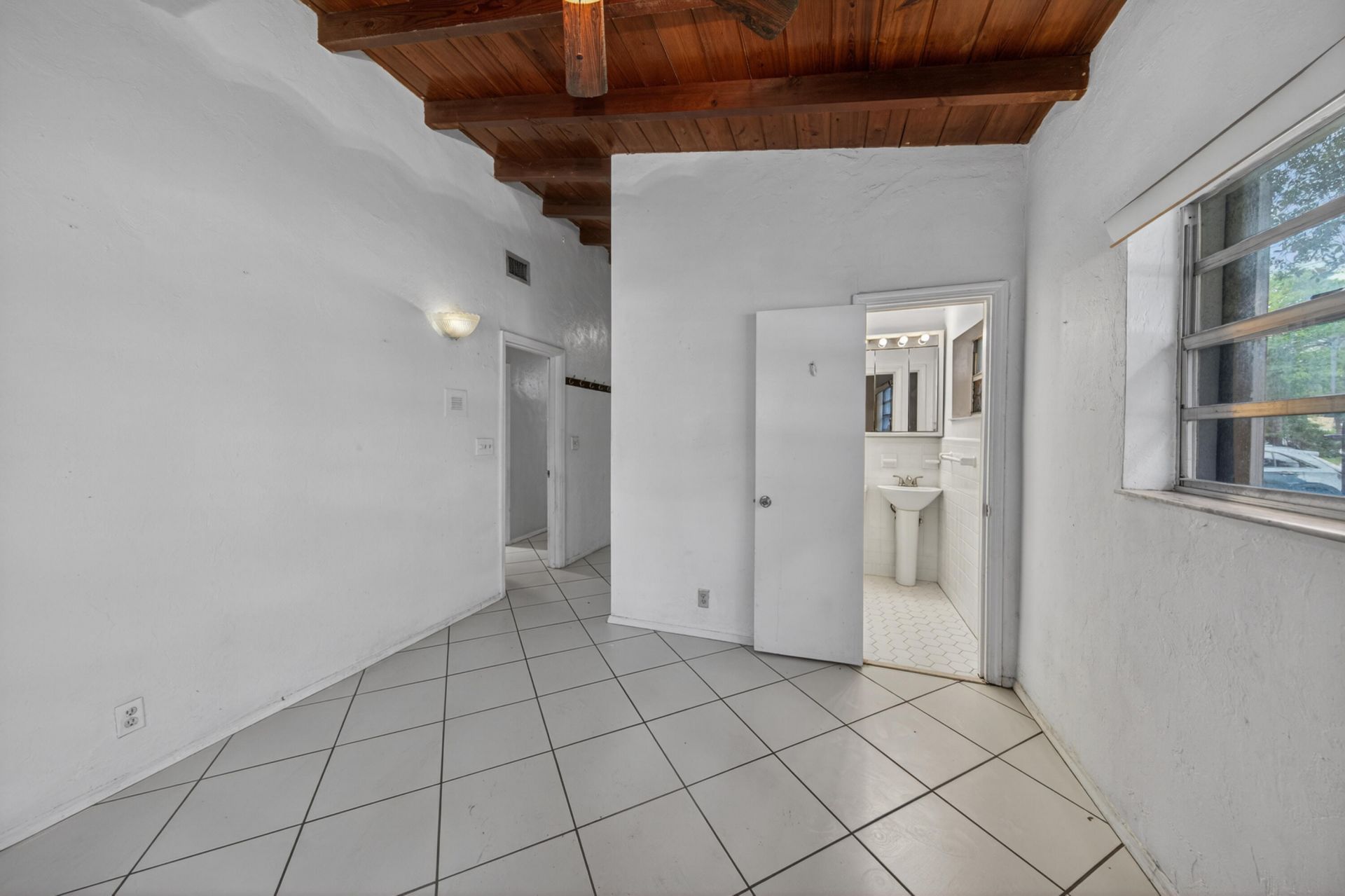 1425 SW 19th Avenue, Fort Lauderdale, FL 33312 Photo