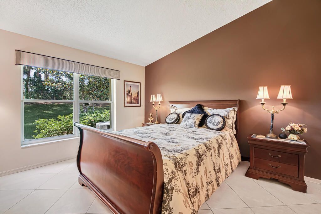 9436 Swansea Lane, West Palm Beach, FL 33411 Photo