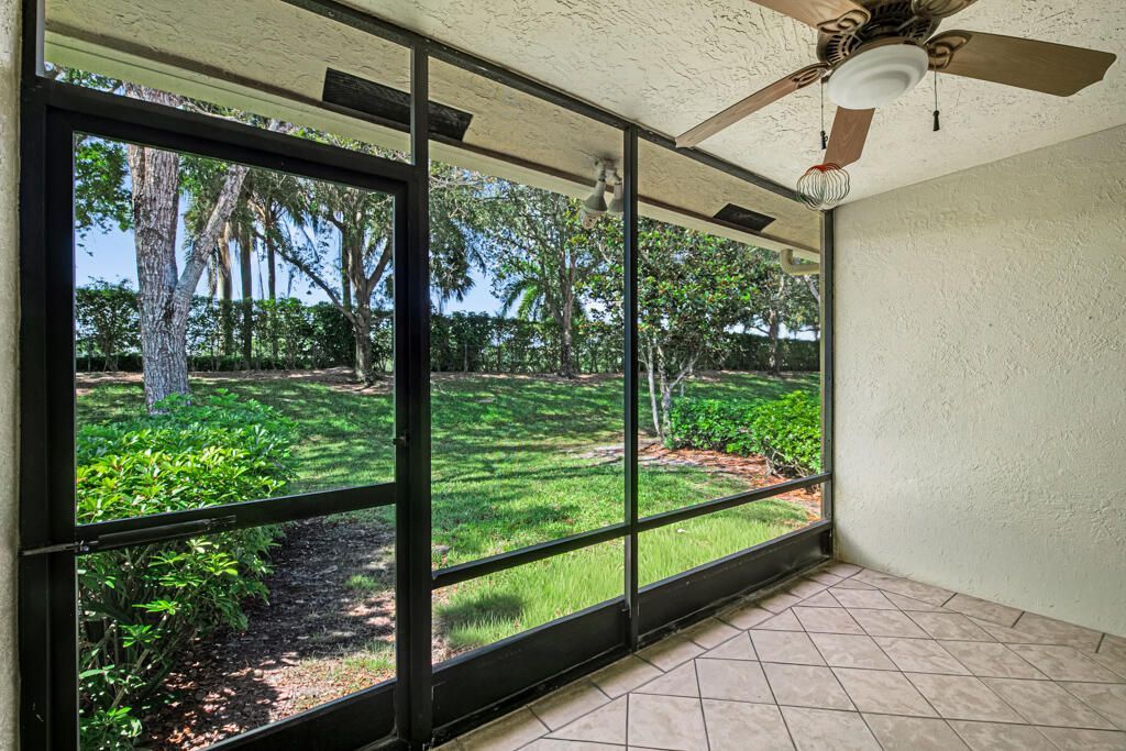 9436 Swansea Lane, West Palm Beach, FL 33411 Photo