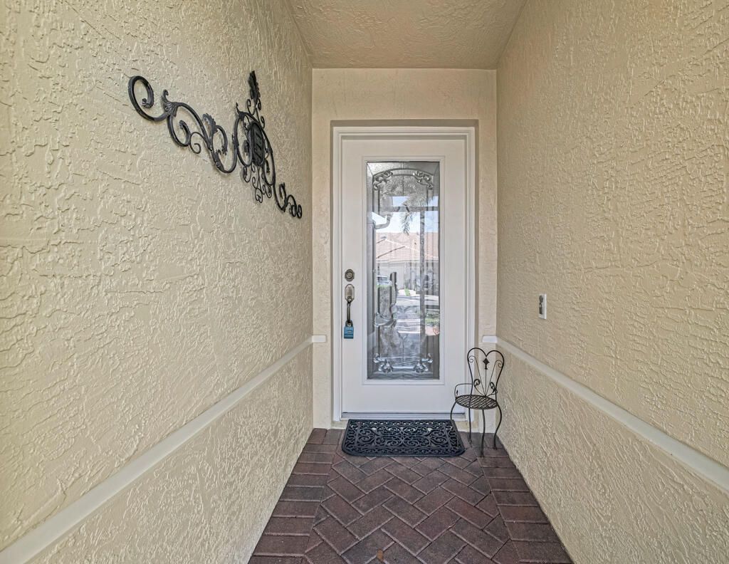 9436 Swansea Lane, West Palm Beach, FL 33411 Photo