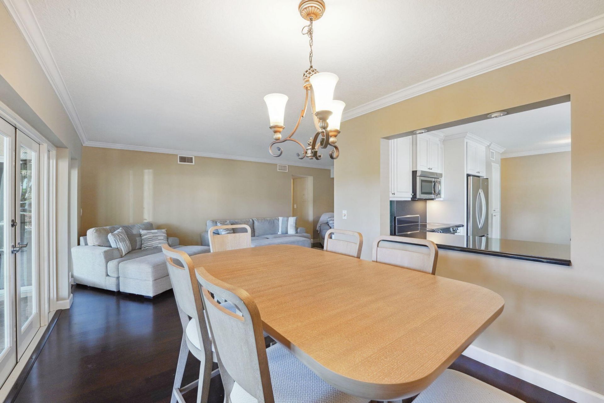 100 Pelican Pointe Drive, Unit 101, Delray Beach, FL 33483 Photo