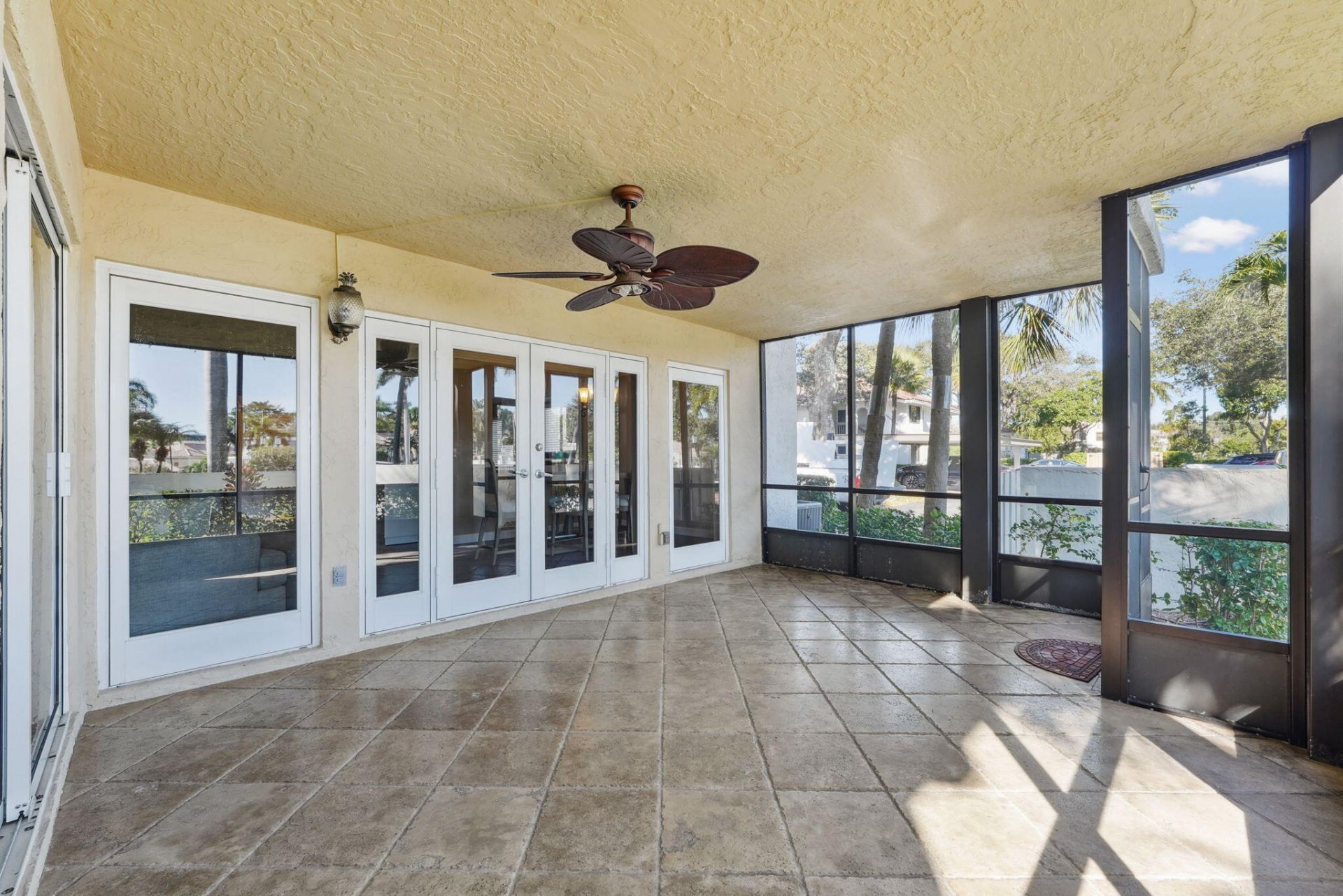 100 Pelican Pointe Drive, Unit 101, Delray Beach, FL 33483 Photo