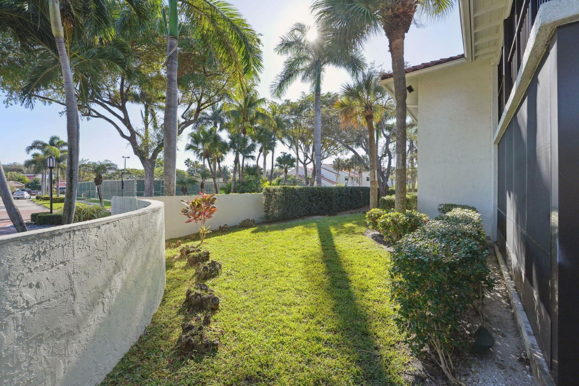 100 Pelican Pointe Drive, Unit 101, Delray Beach, FL 33483 Photo