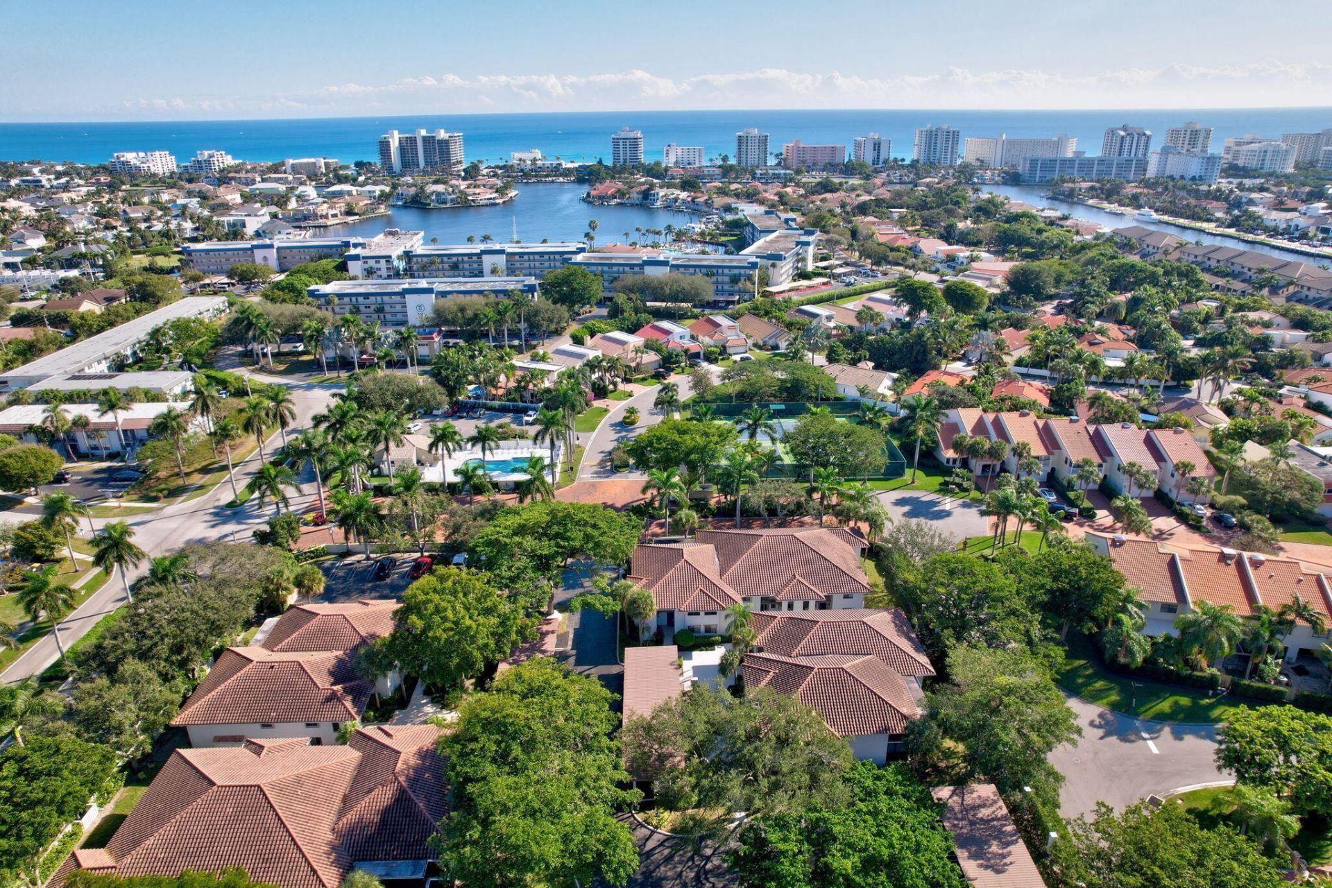 100 Pelican Pointe Drive, Unit 101, Delray Beach, FL 33483 Photo