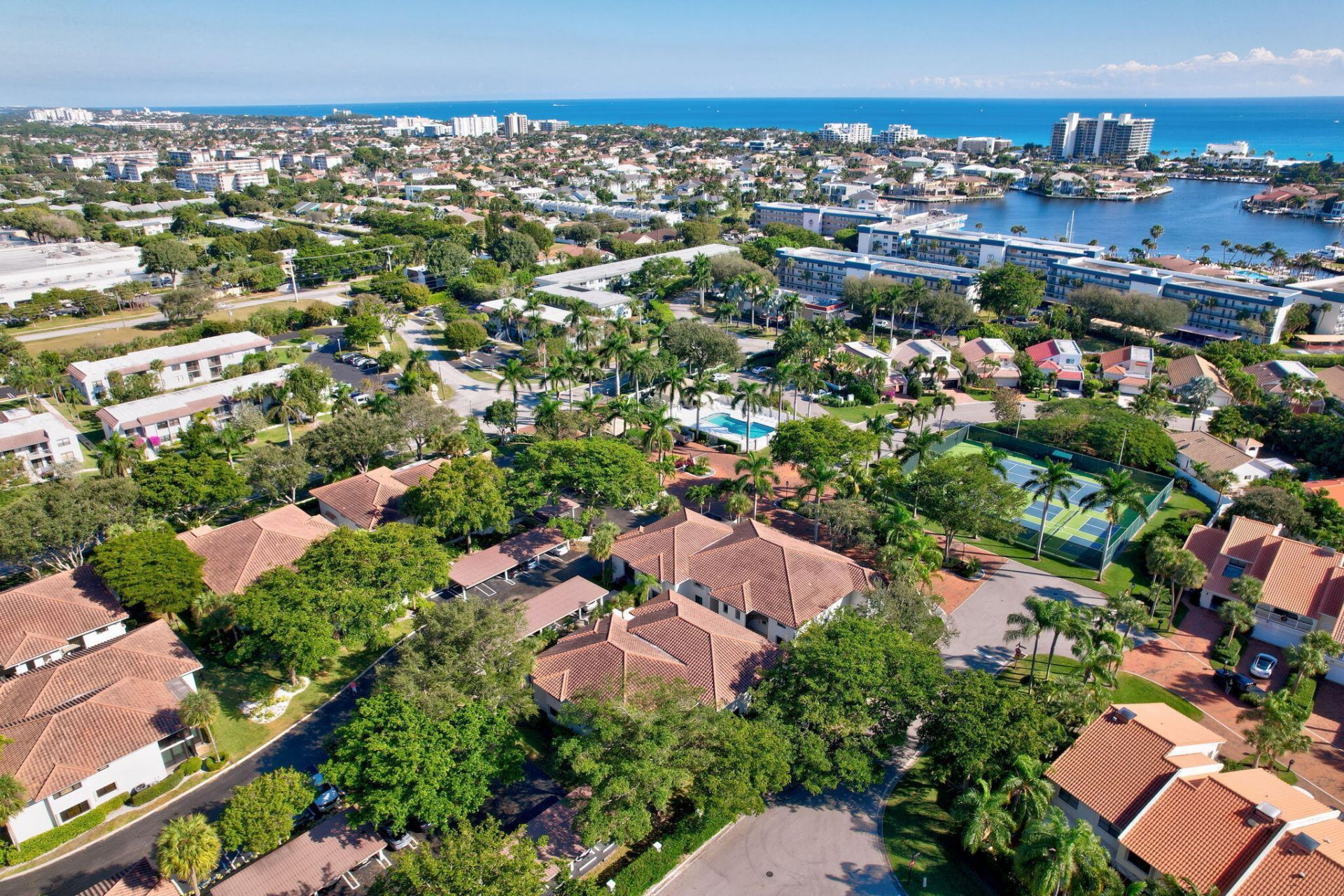 100 Pelican Pointe Drive, Unit 101, Delray Beach, FL 33483 Photo