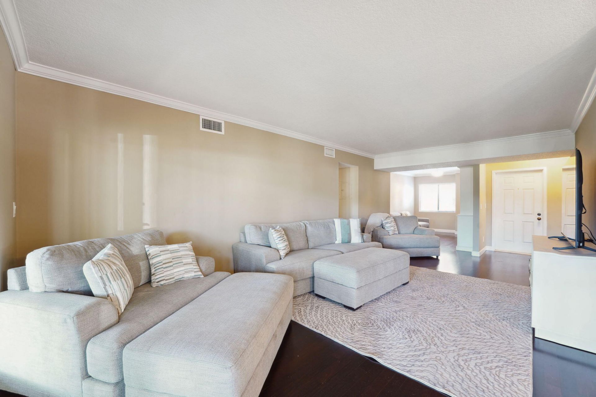 100 Pelican Pointe Drive, Unit 101, Delray Beach, FL 33483 Photo