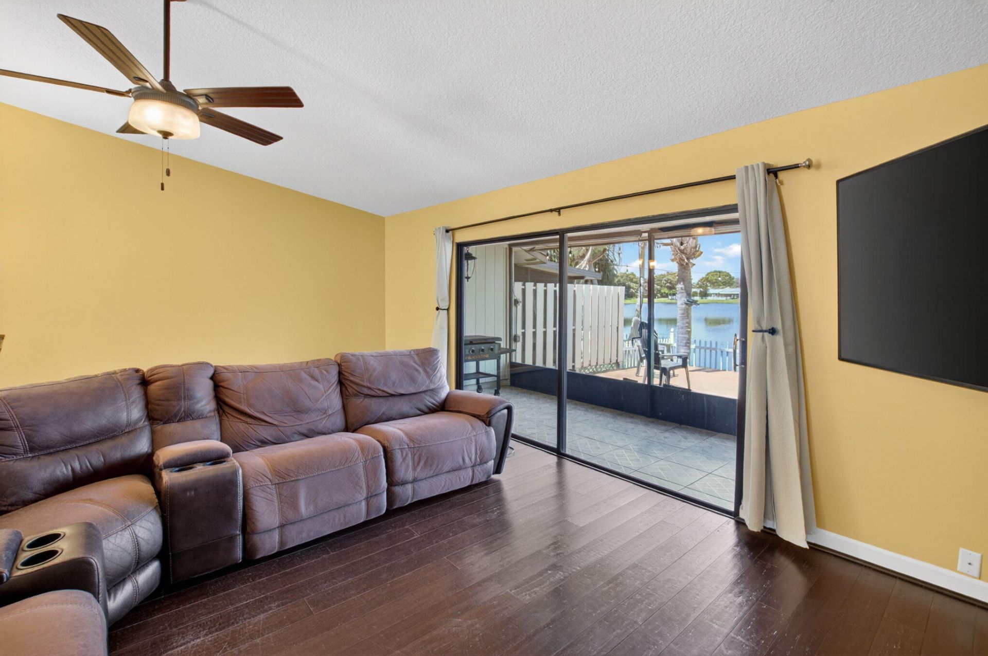 43 Mayfair Lane, Boynton Beach, FL 33426 Photo
