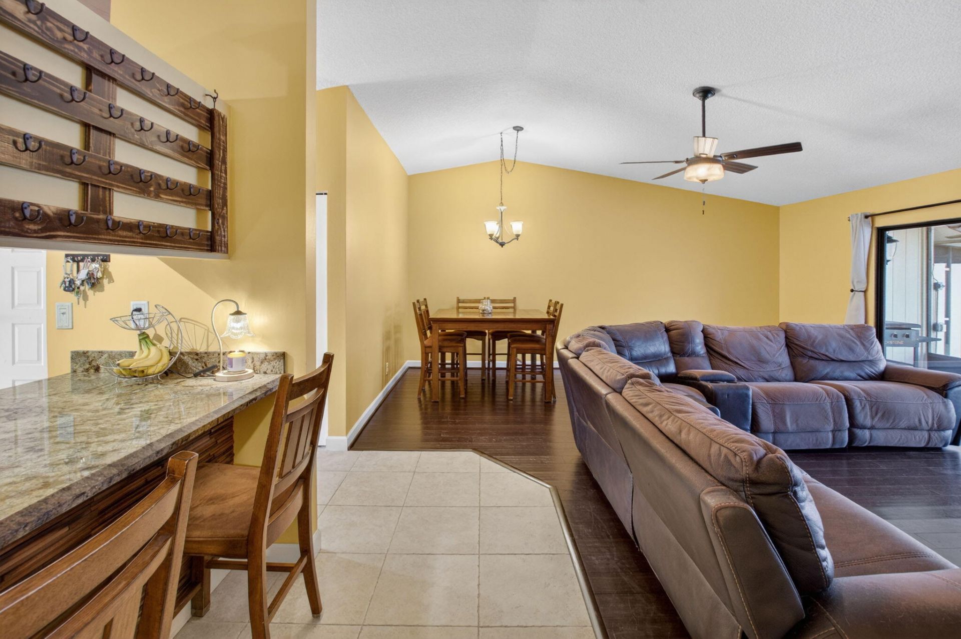 43 Mayfair Lane, Boynton Beach, FL 33426 Photo