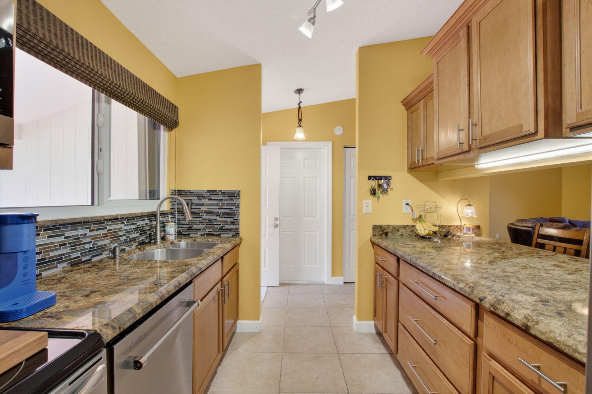 43 Mayfair Lane, Boynton Beach, FL 33426 Photo
