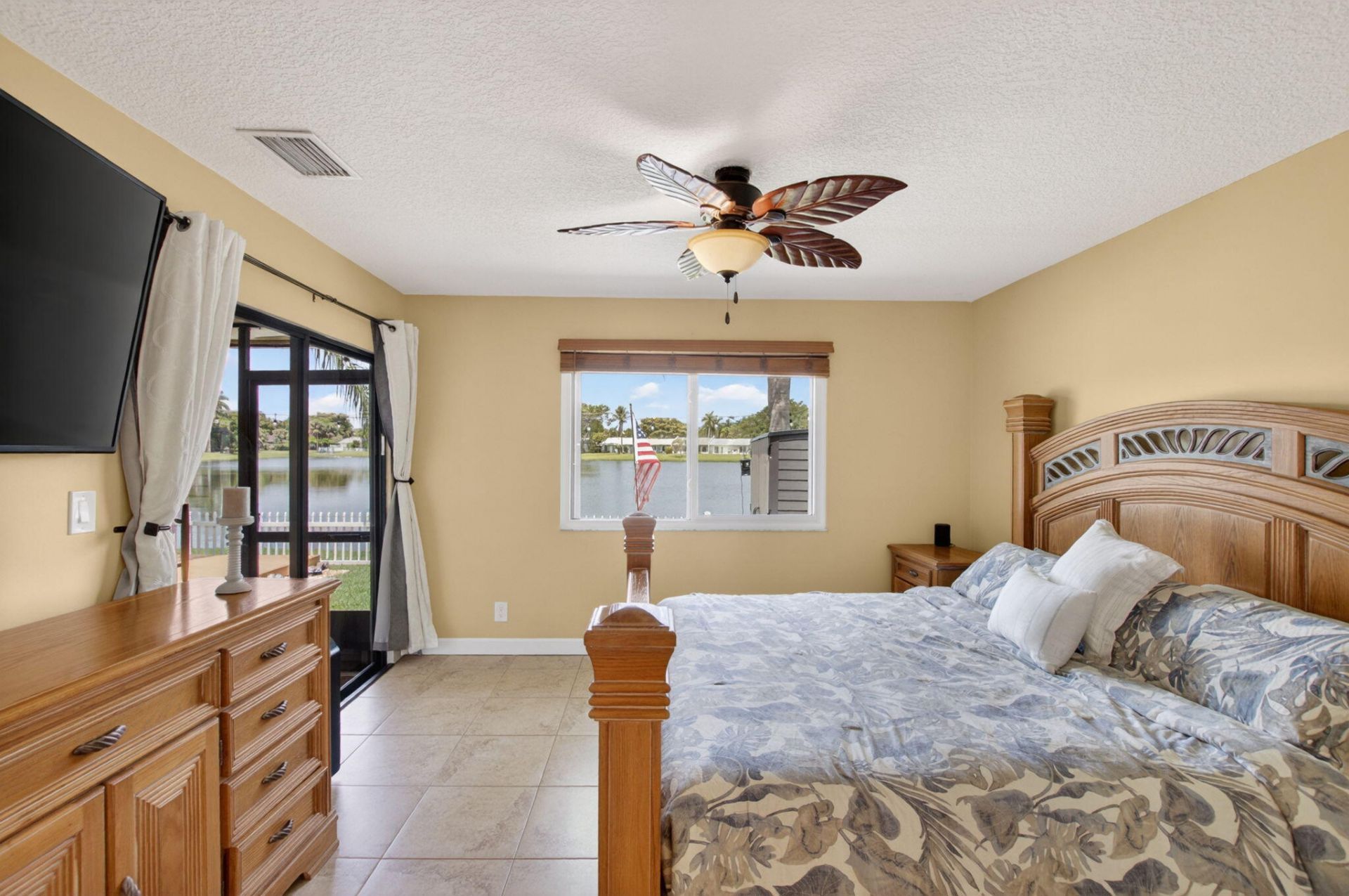 43 Mayfair Lane, Boynton Beach, FL 33426 Photo