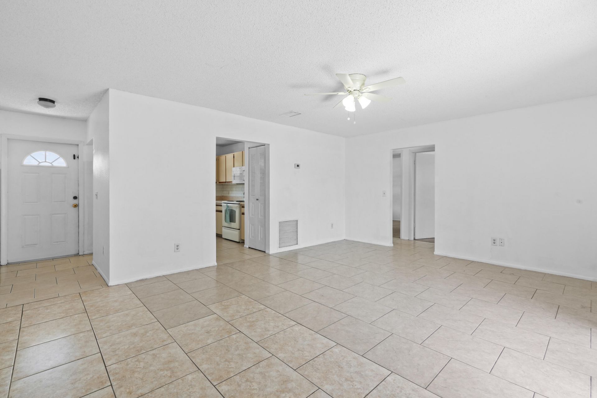 601 SW Ester Avenue, Port Saint Lucie, FL 34983 Photo