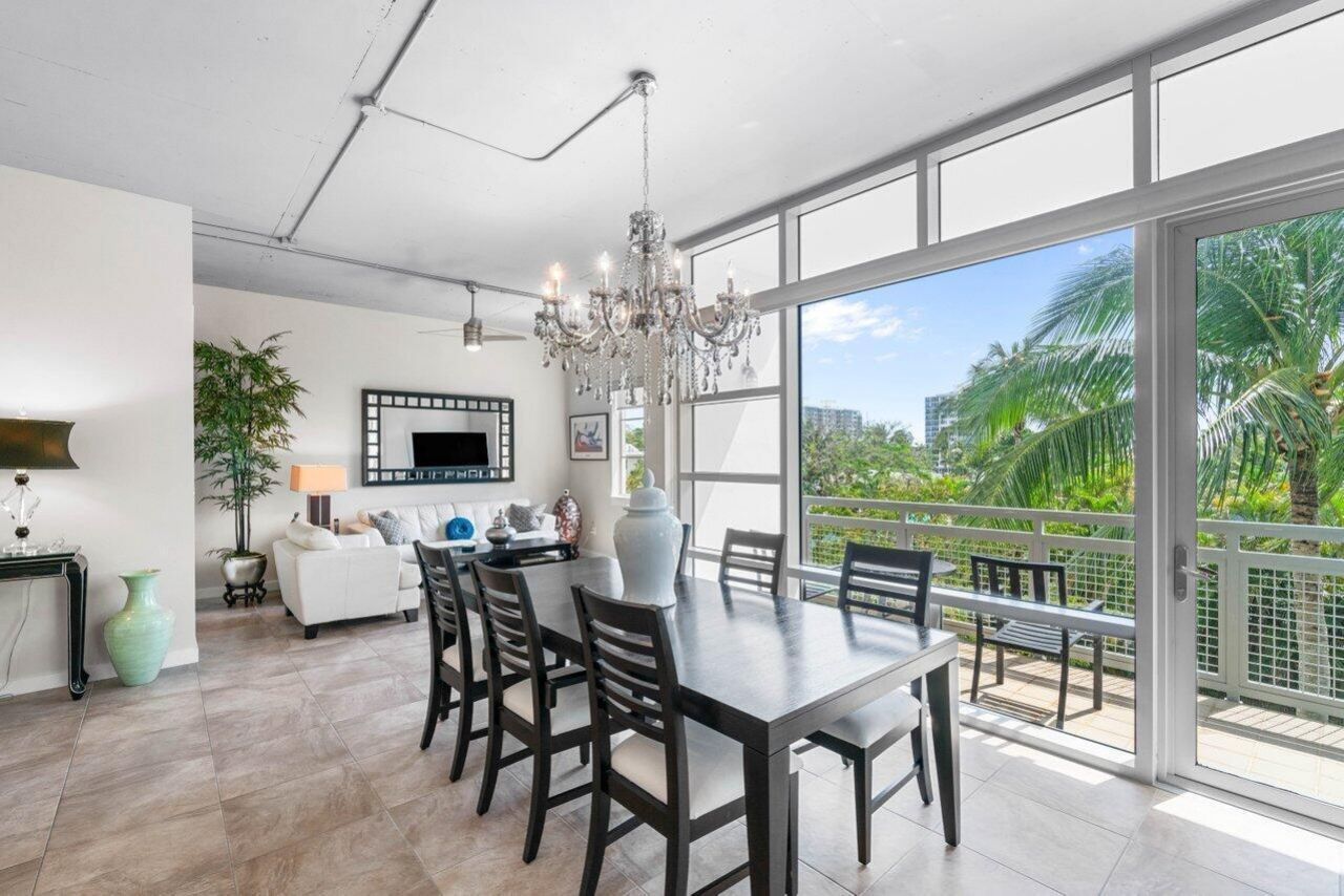 335 SE 6th Avenue, Unit 304, Delray Beach, FL 33483 Photo