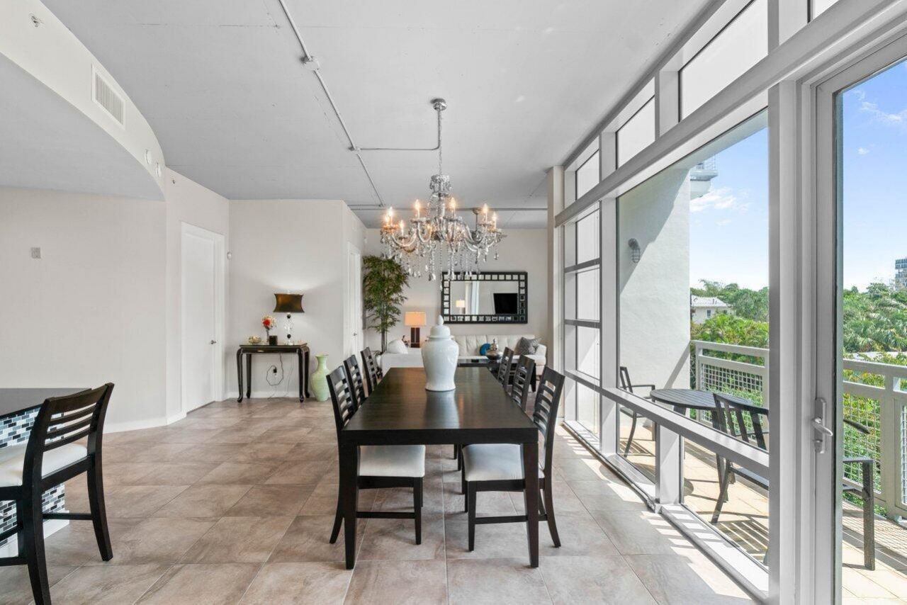 335 SE 6th Avenue, Unit 304, Delray Beach, FL 33483 Photo
