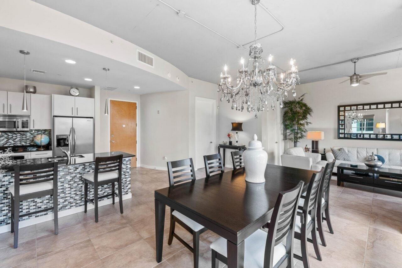 335 SE 6th Avenue, Unit 304, Delray Beach, FL 33483 Photo
