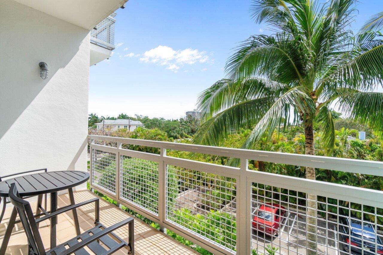 335 SE 6th Avenue, Unit 304, Delray Beach, FL 33483 Photo