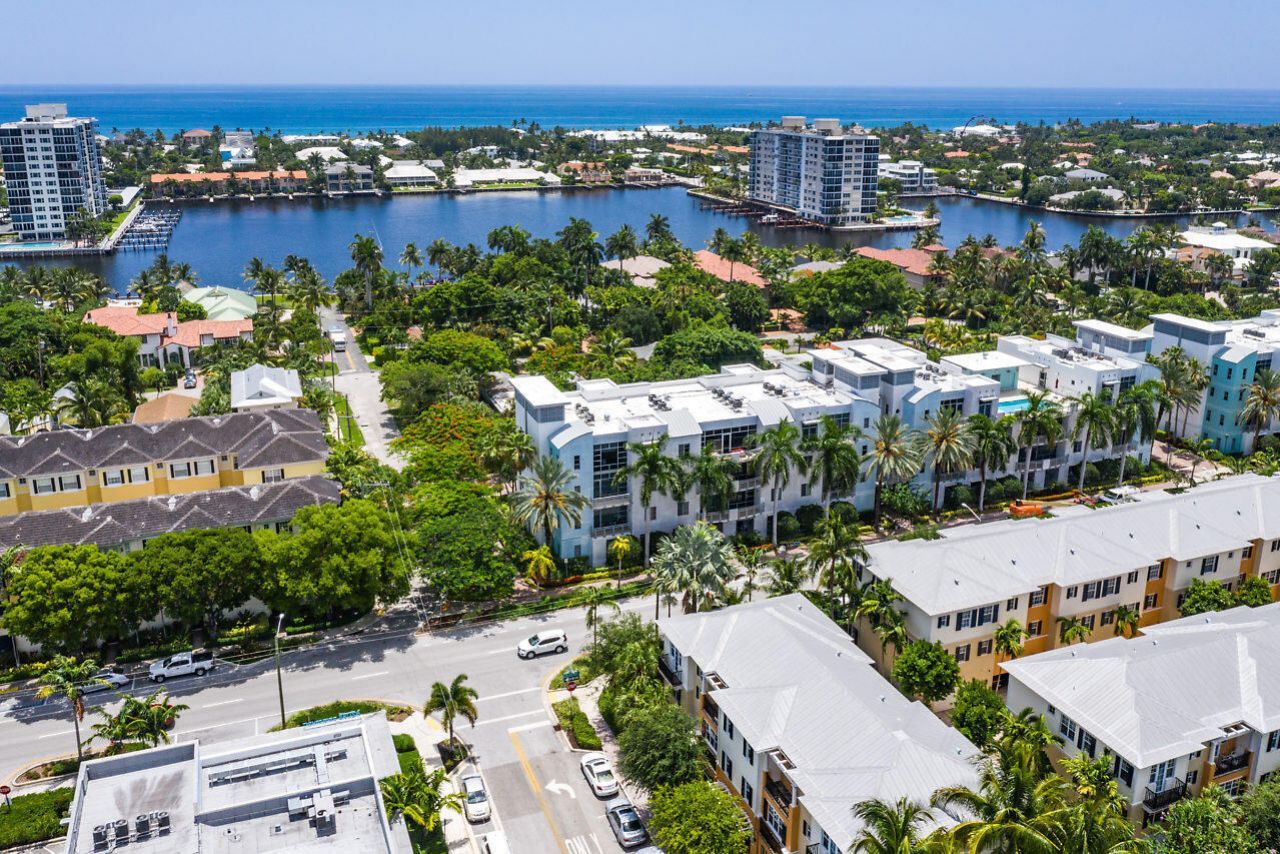 335 SE 6th Avenue, Unit 304, Delray Beach, FL 33483 Photo